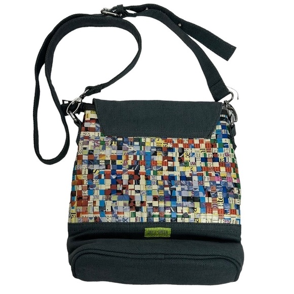 Onyx + Green Cross Weave Magazine Print Crossbody Bag - Picture 2 of 12